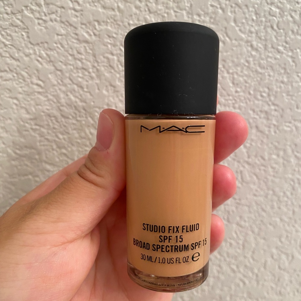 MAC Cosmetics Studio Fix Foundation